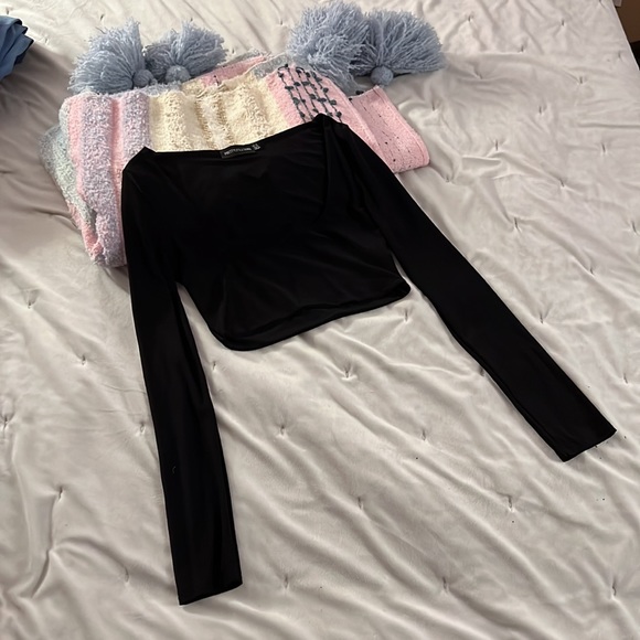 Pretty little thing long sleeve slinky top - Picture 3 of 3